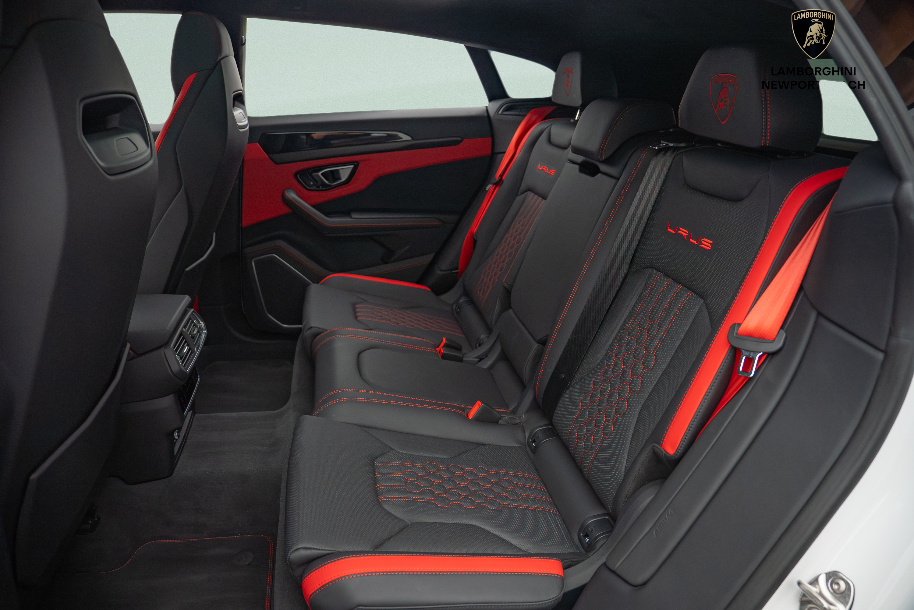 2024 Lamborghini Urus S