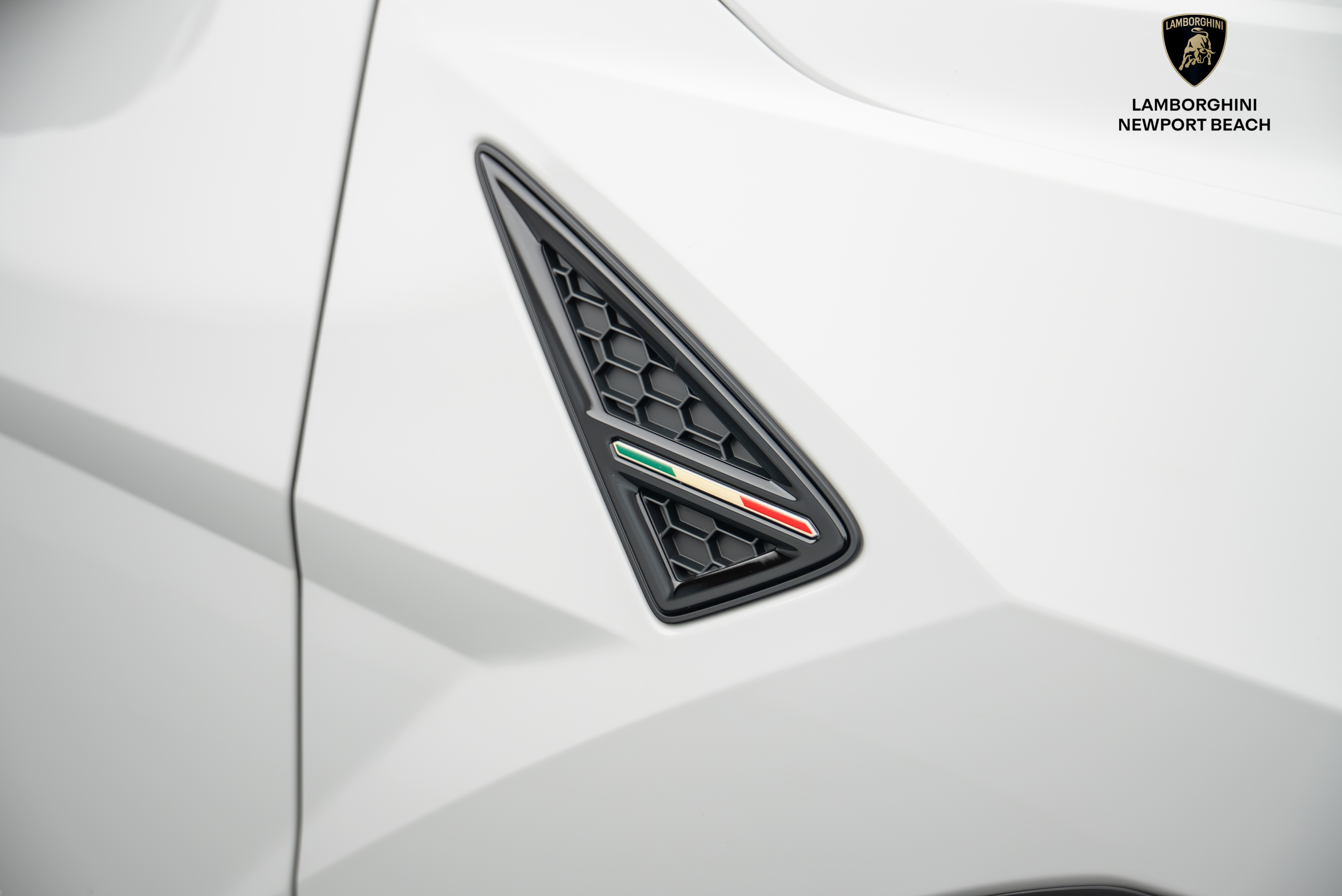2024 Lamborghini Urus S
