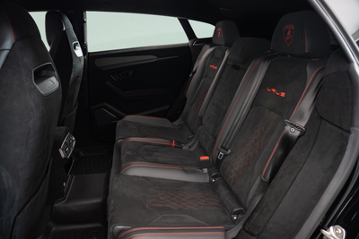 2023 Lamborghini Urus Performante