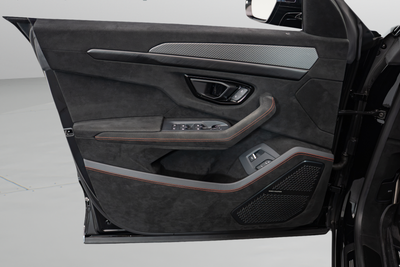 2023 Lamborghini Urus Performante