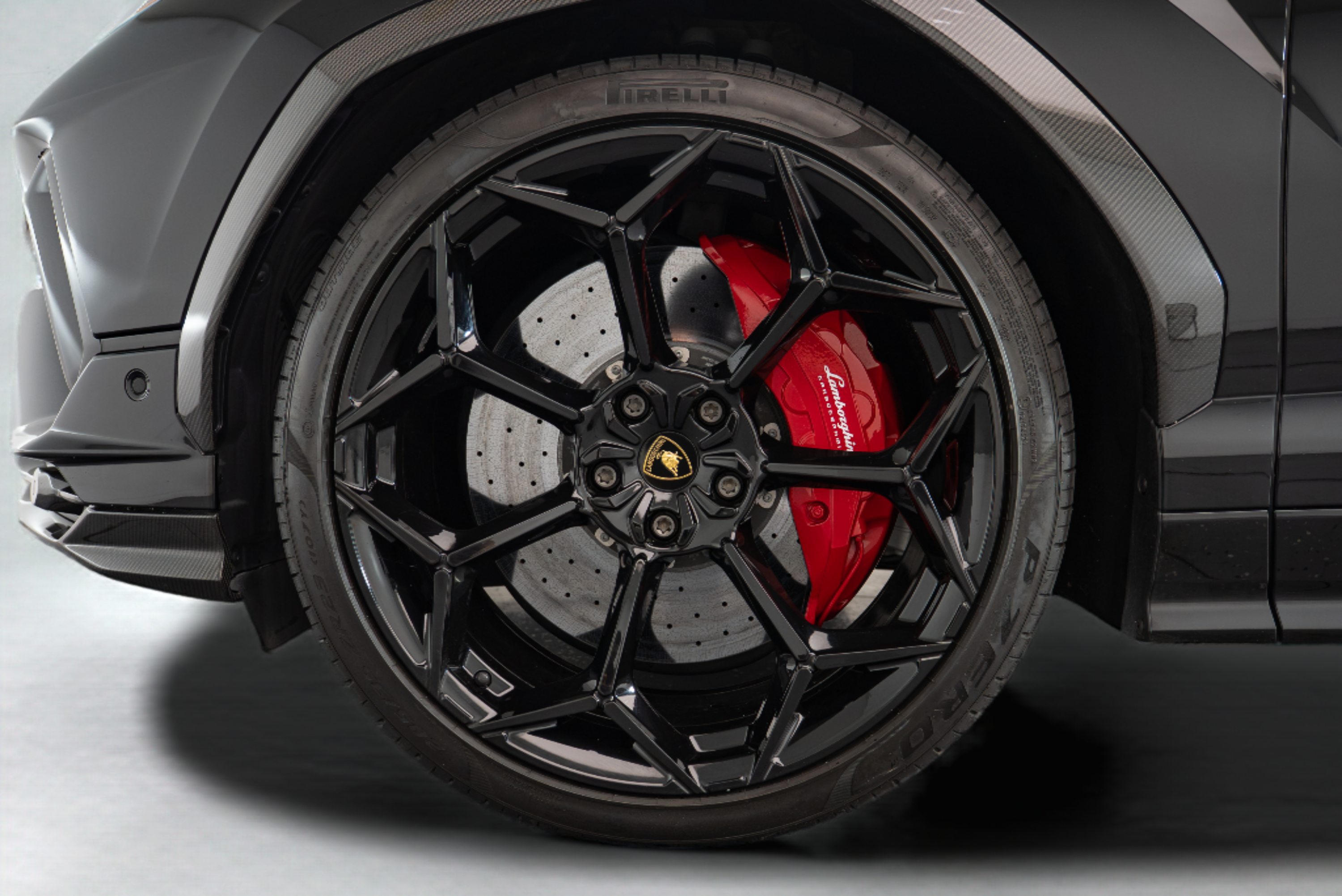 2023 Lamborghini Urus Performante