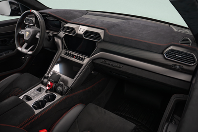 2023 Lamborghini Urus Performante