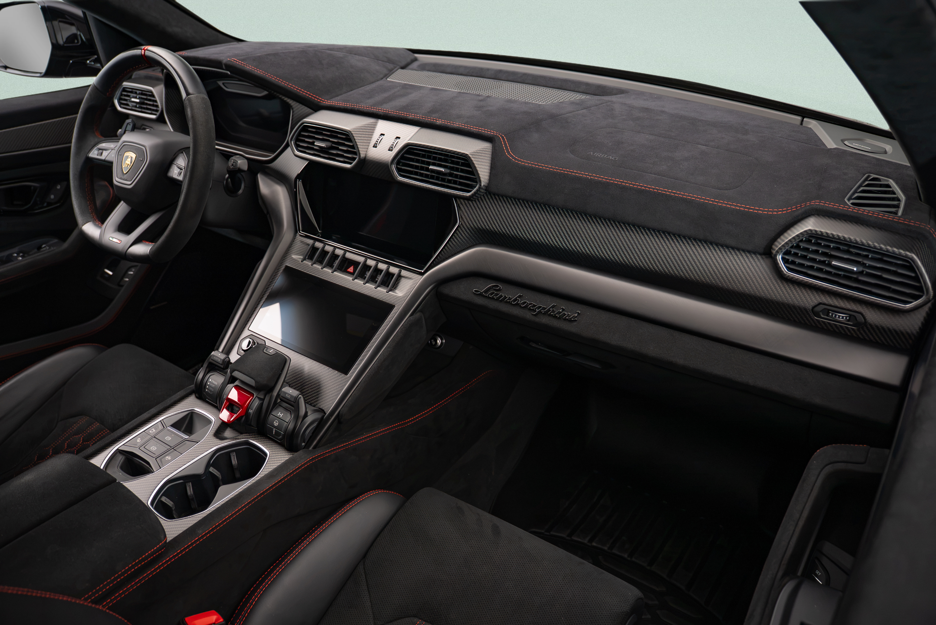 2023 Lamborghini Urus Performante