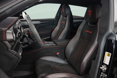 2023 Lamborghini Urus Performante