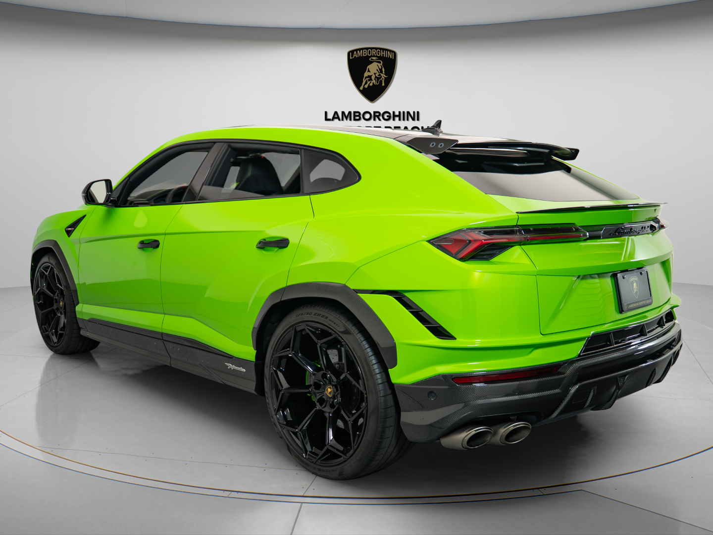 2024 Lamborghini Urus Performante