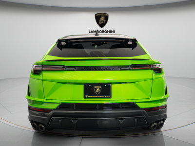 2024 Lamborghini Urus Performante