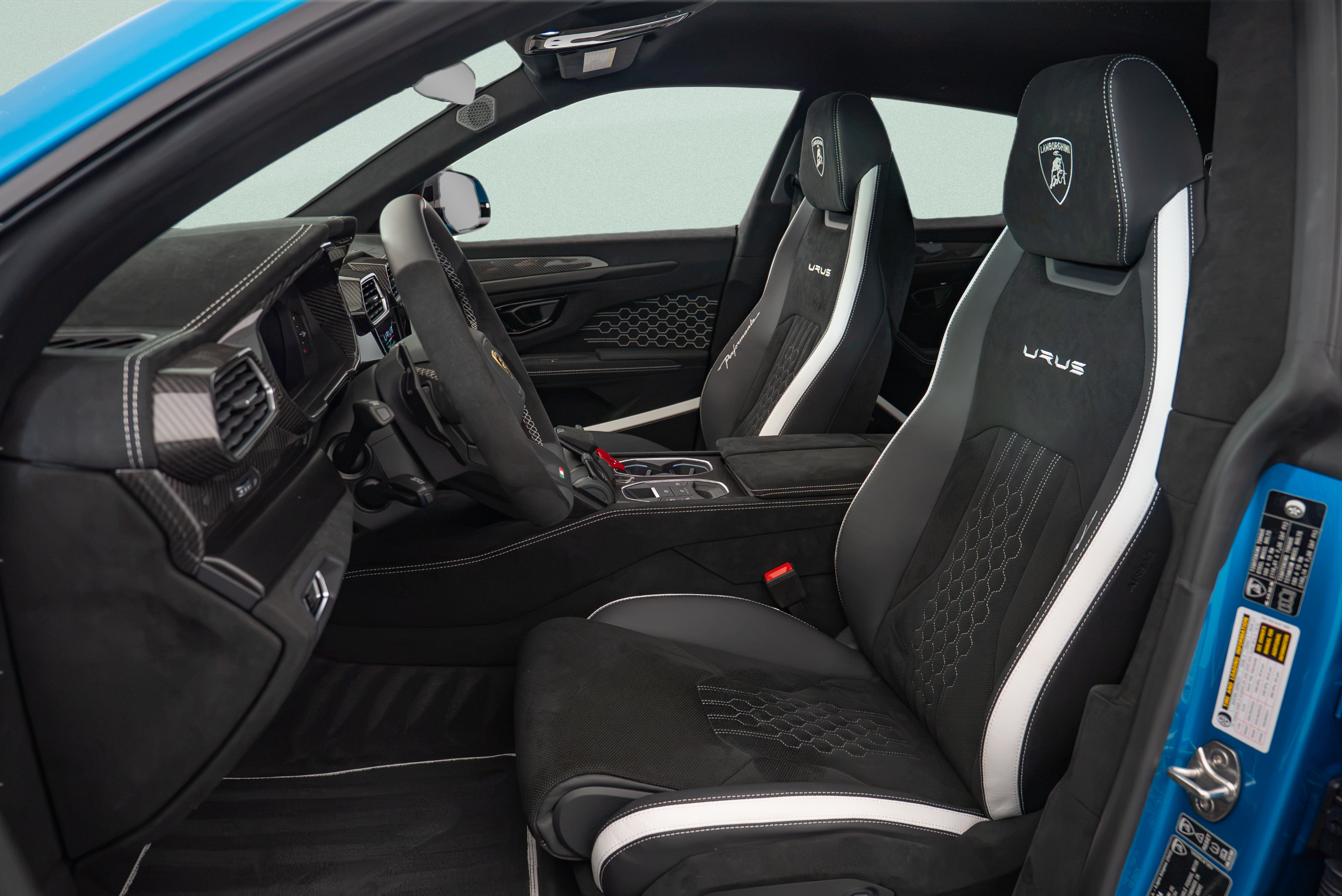 2024 Lamborghini Urus Performante