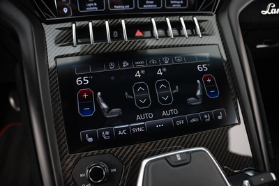 2023 Lamborghini Urus Performante