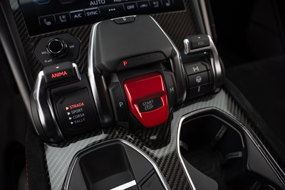 2023 Lamborghini Urus Performante