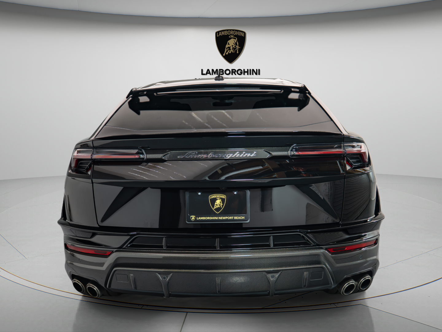 2023 Lamborghini Urus Performante