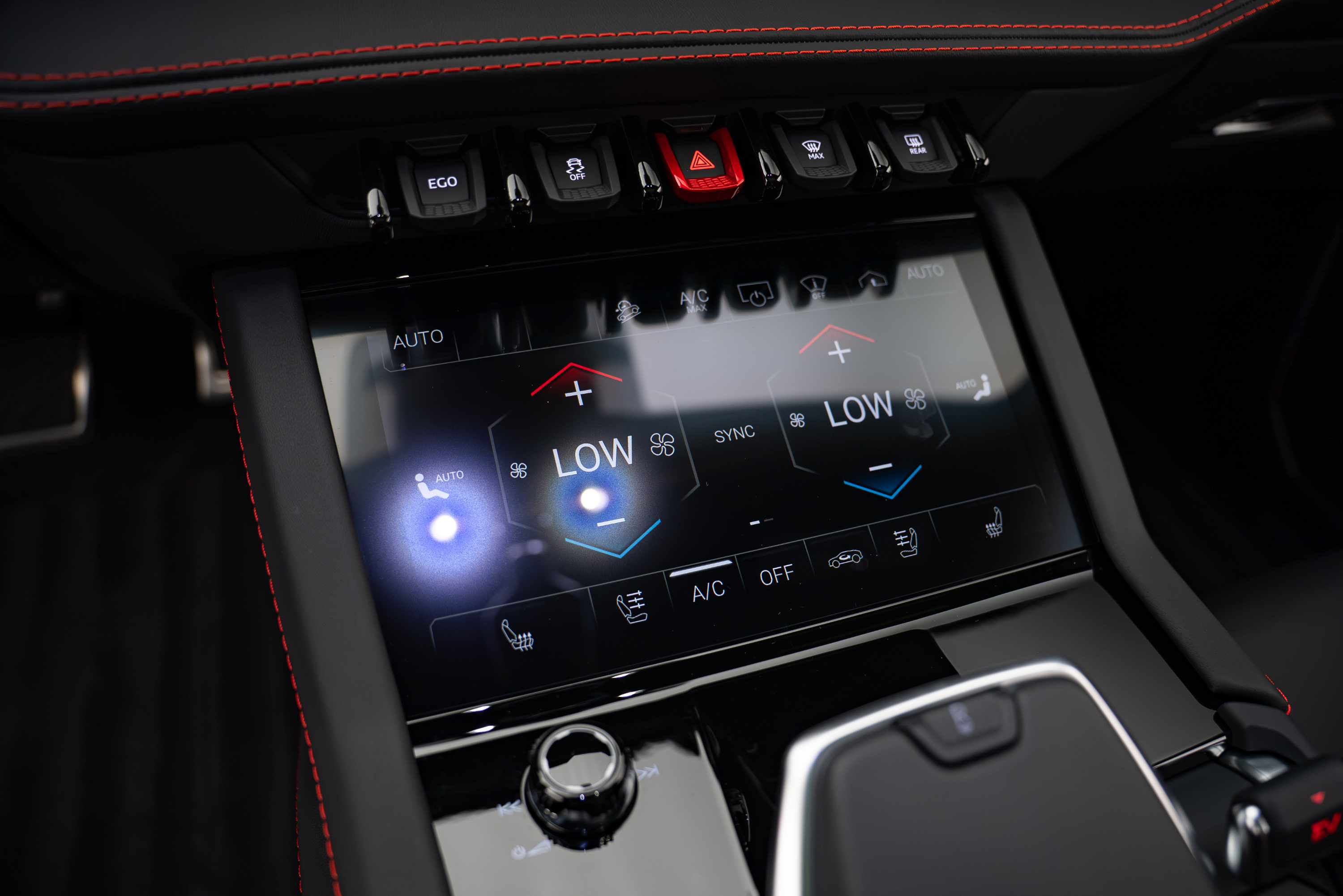 2025 Lamborghini Urus SE