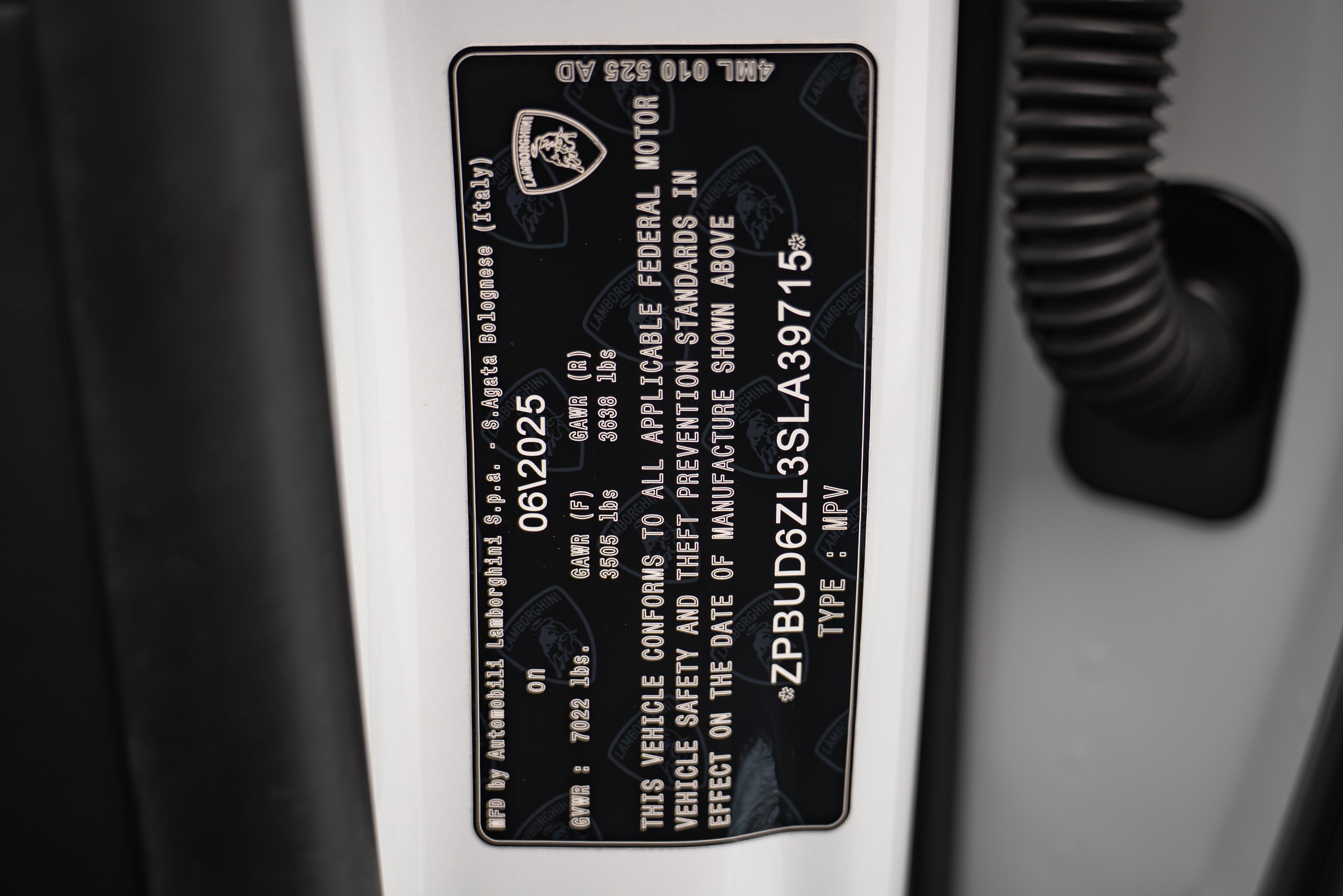 2025 Lamborghini Urus SE
