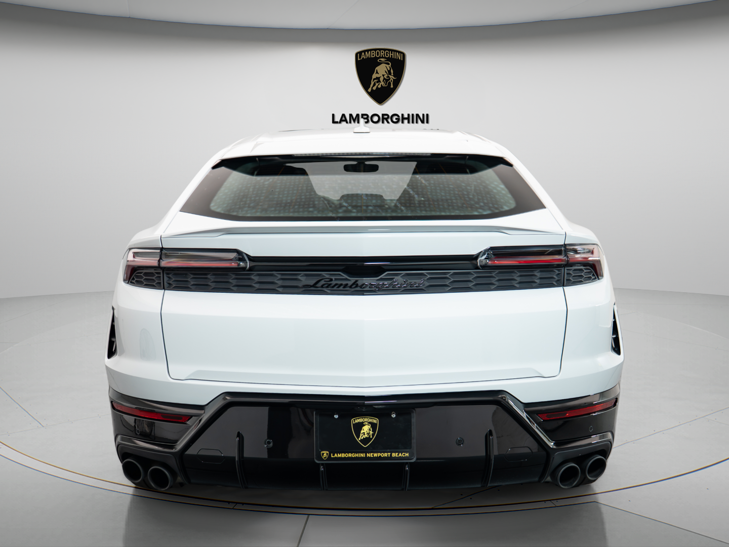 2025 Lamborghini Urus SE