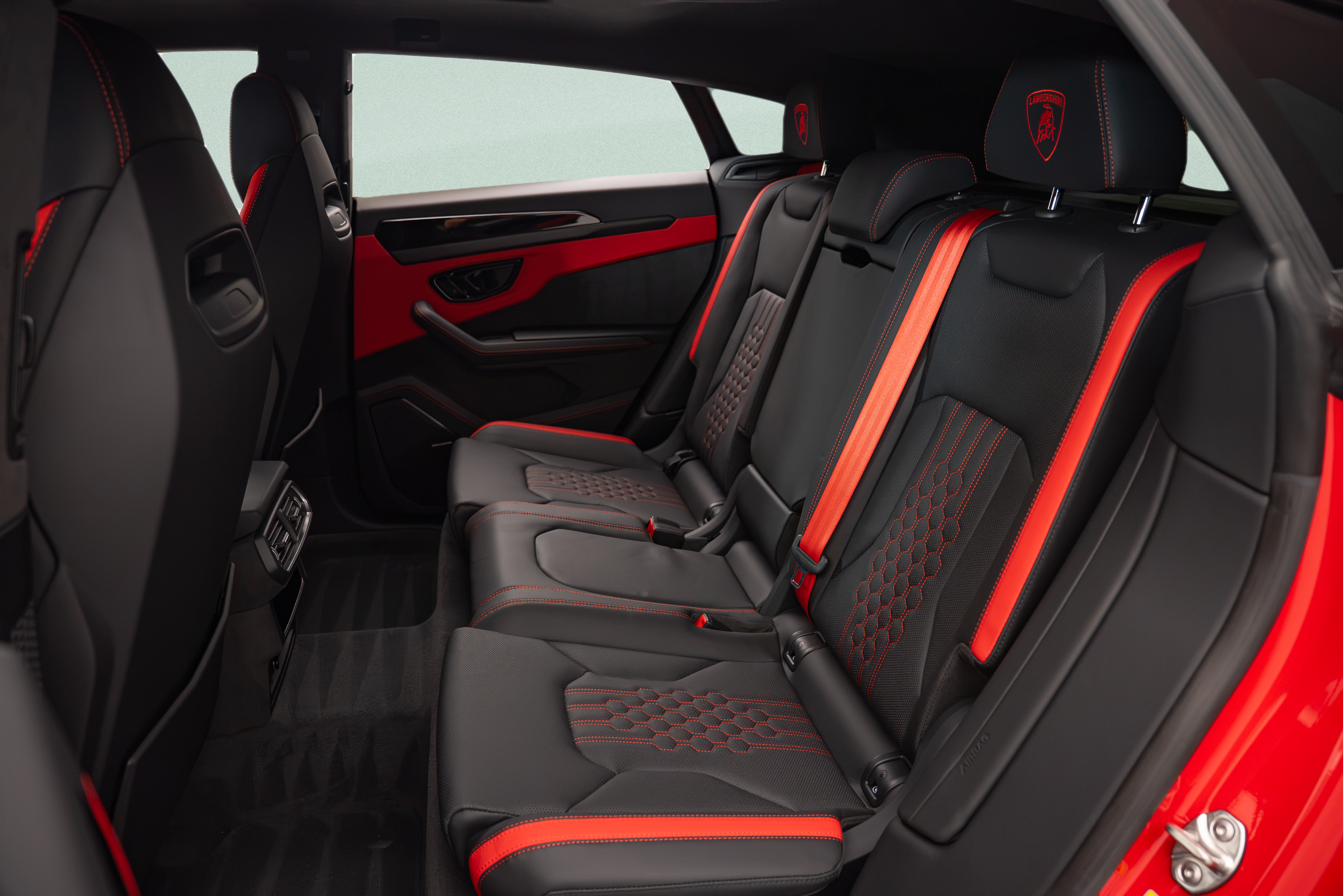 2026 Lamborghini Urus SE
