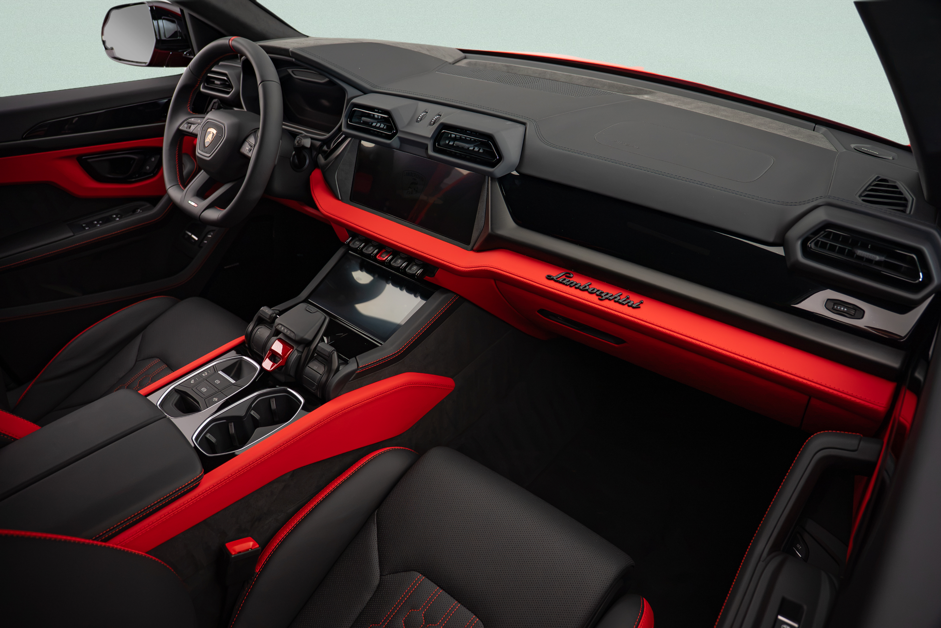 2026 Lamborghini Urus SE