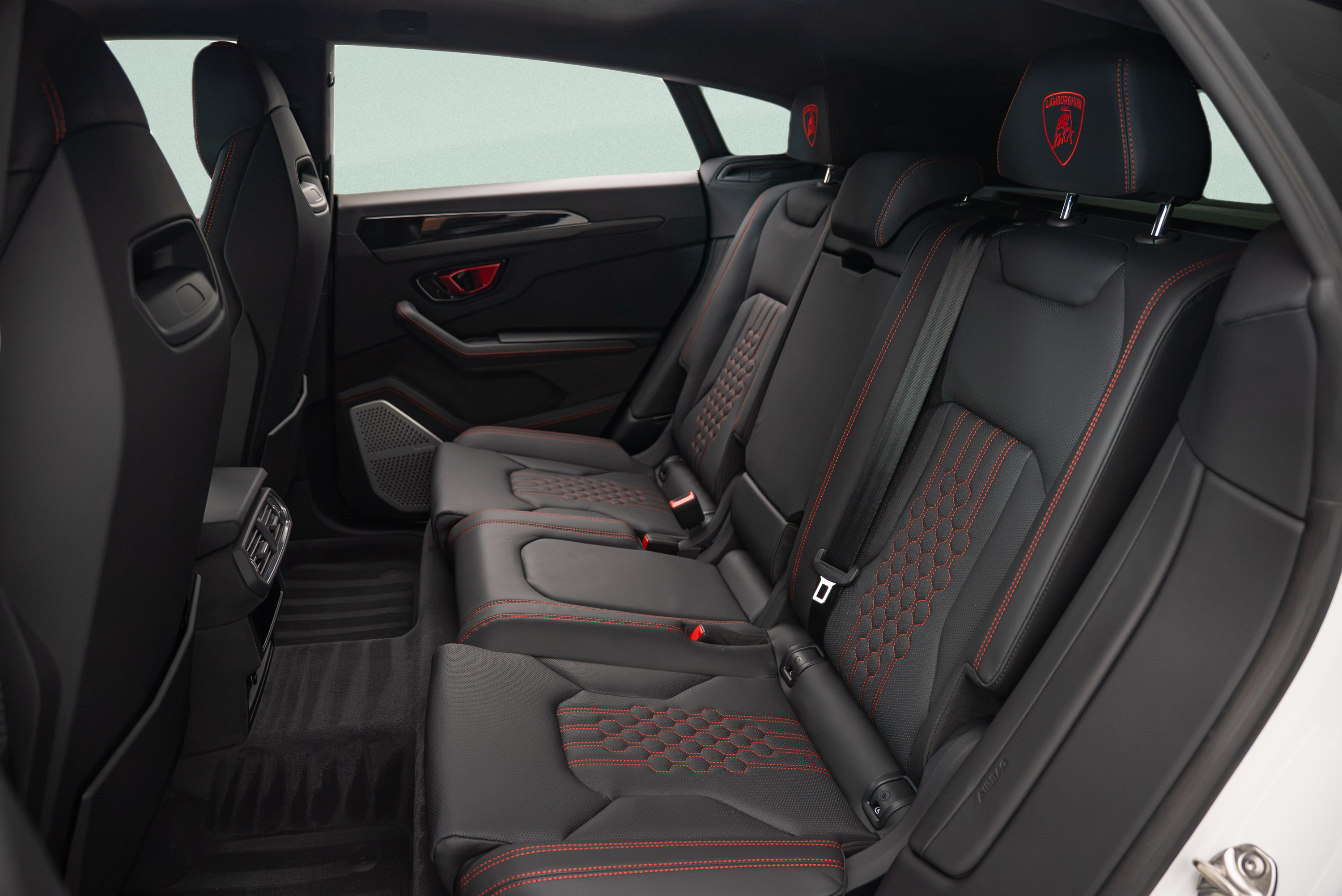 2026 Lamborghini Urus SE