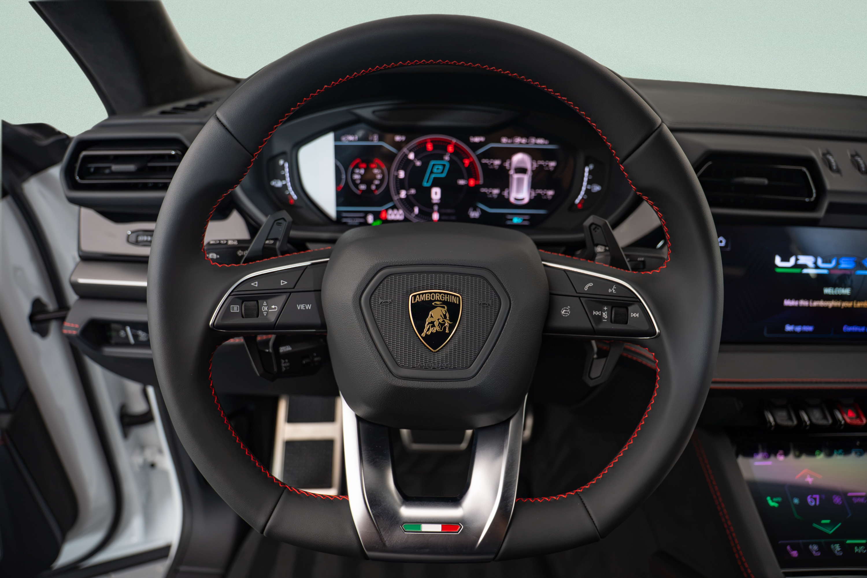 2026 Lamborghini Urus SE