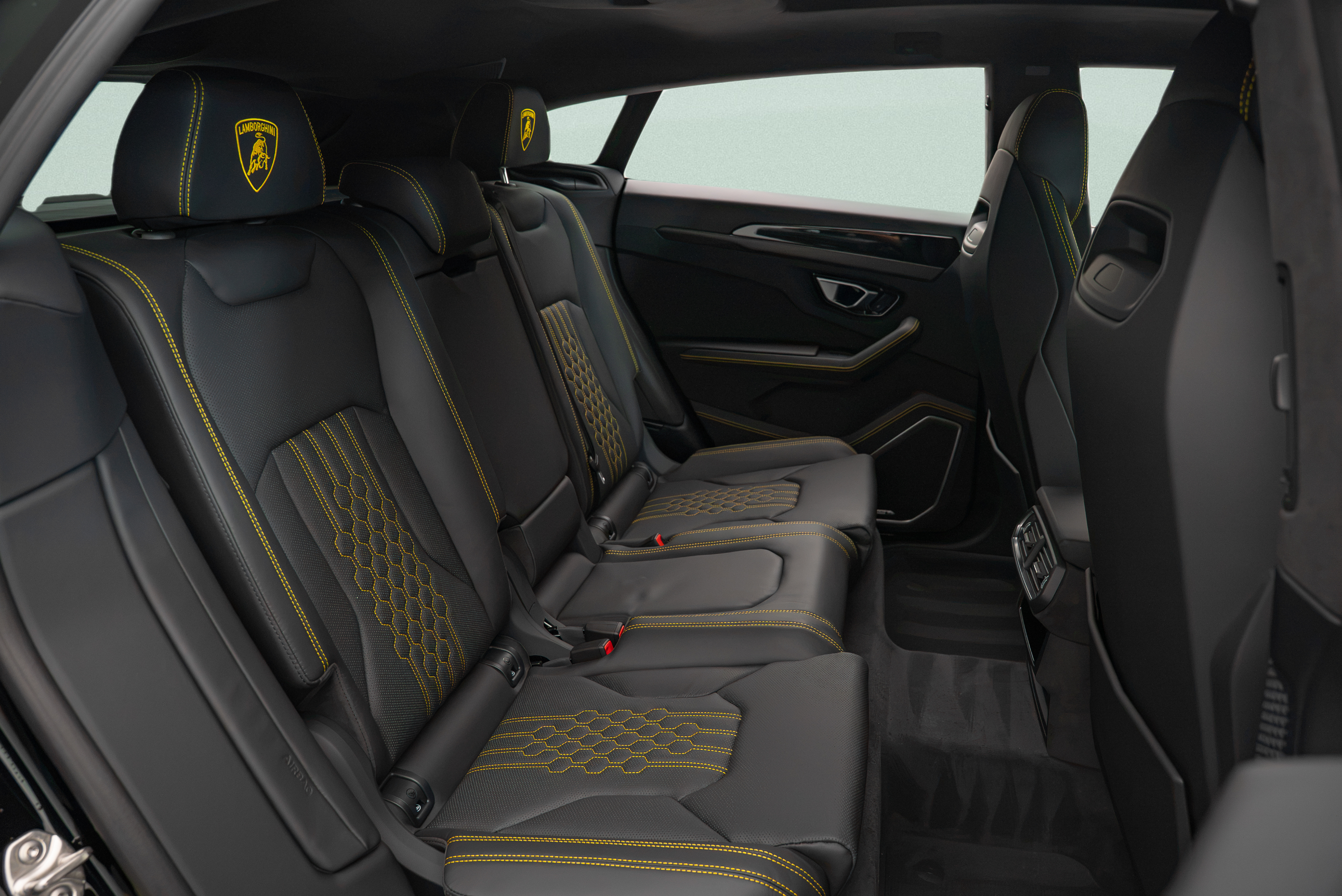 2026 Lamborghini Urus SE