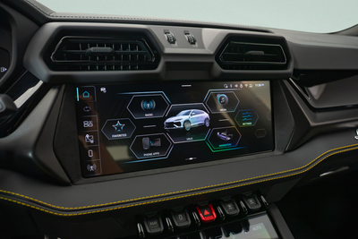 2026 Lamborghini Urus SE