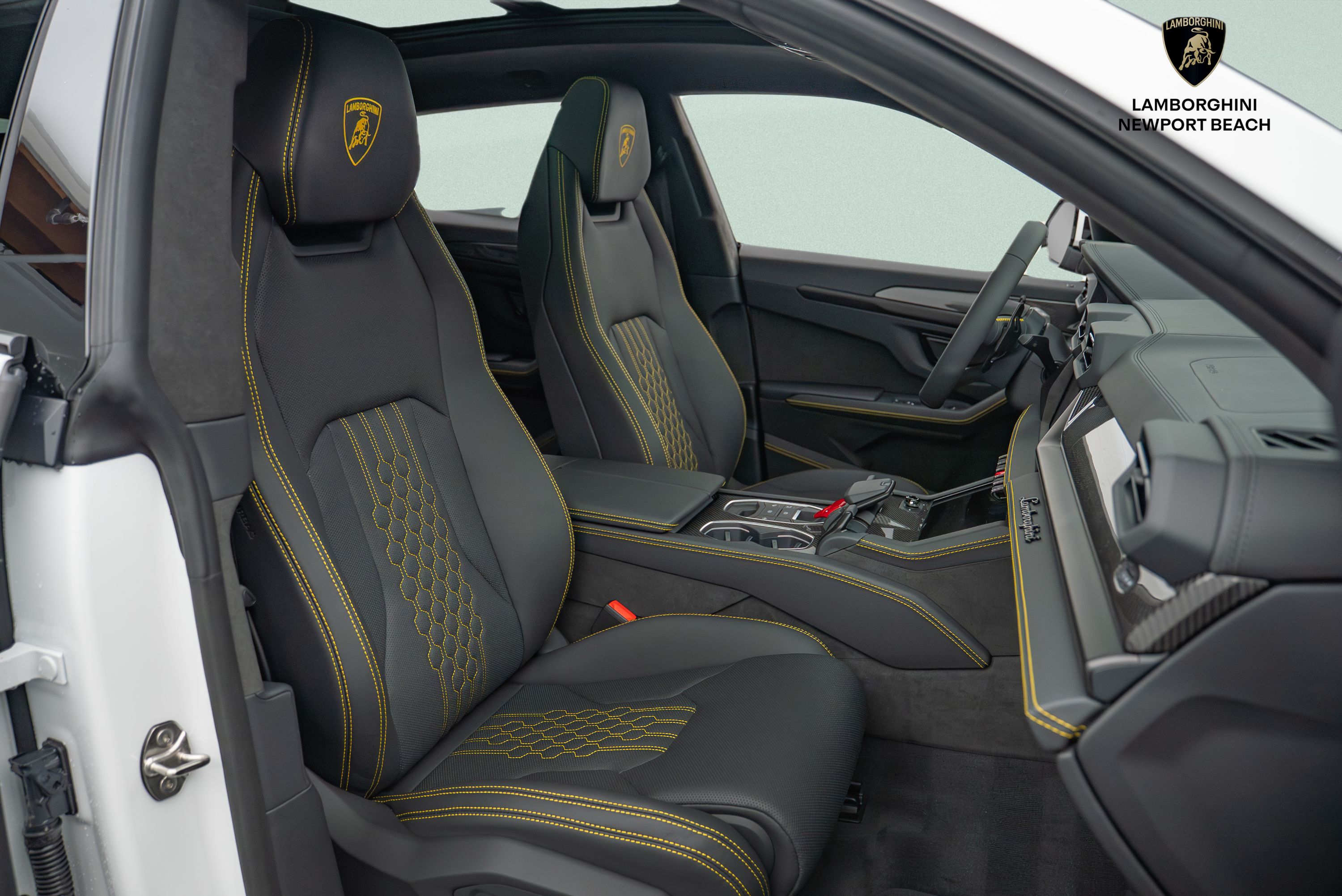 2025 Lamborghini Urus SE