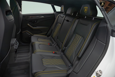 2025 Lamborghini Urus SE