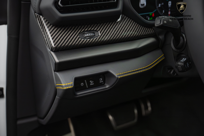 2025 Lamborghini Urus SE