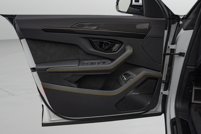 2025 Lamborghini Urus SE