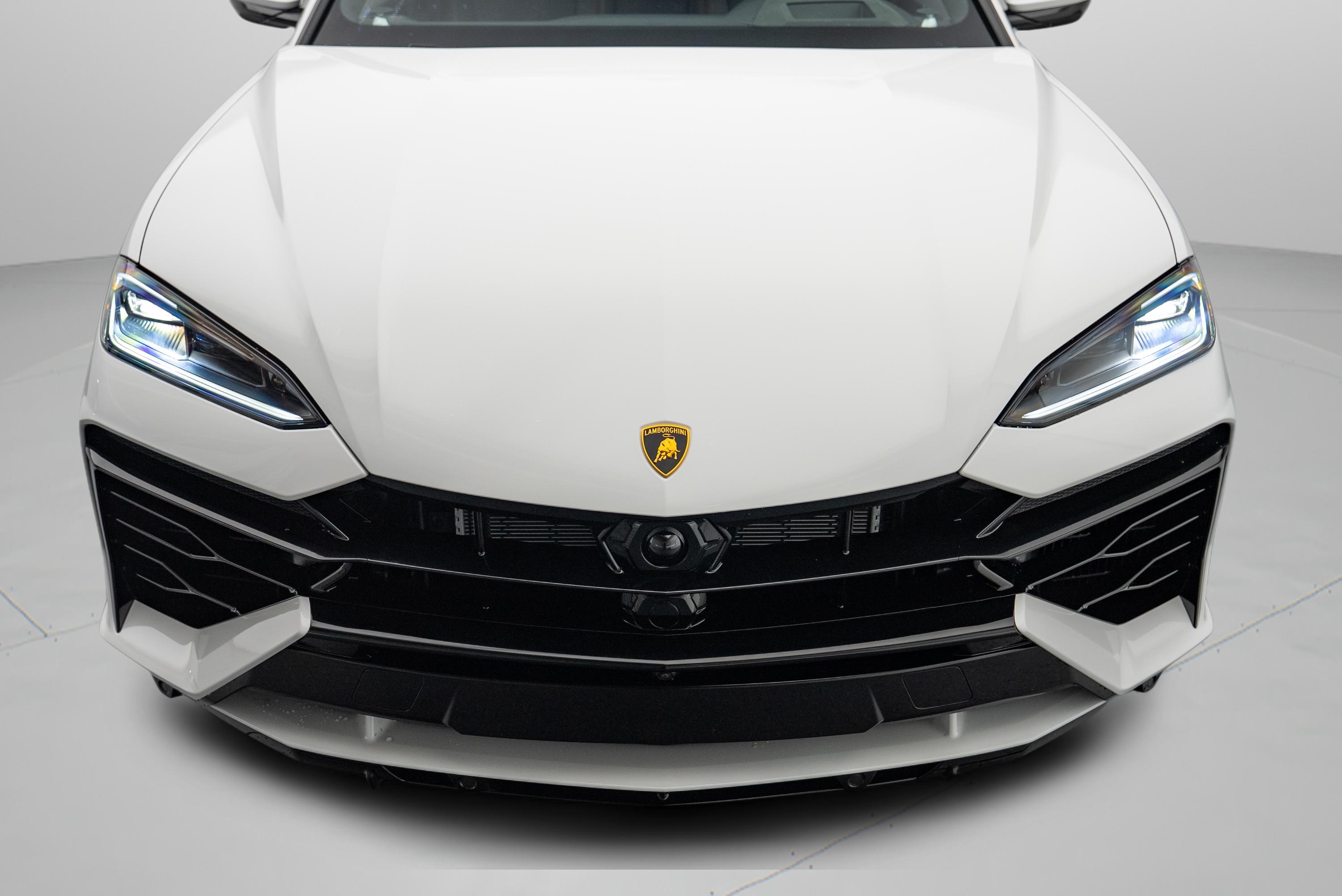 2025 Lamborghini Urus SE