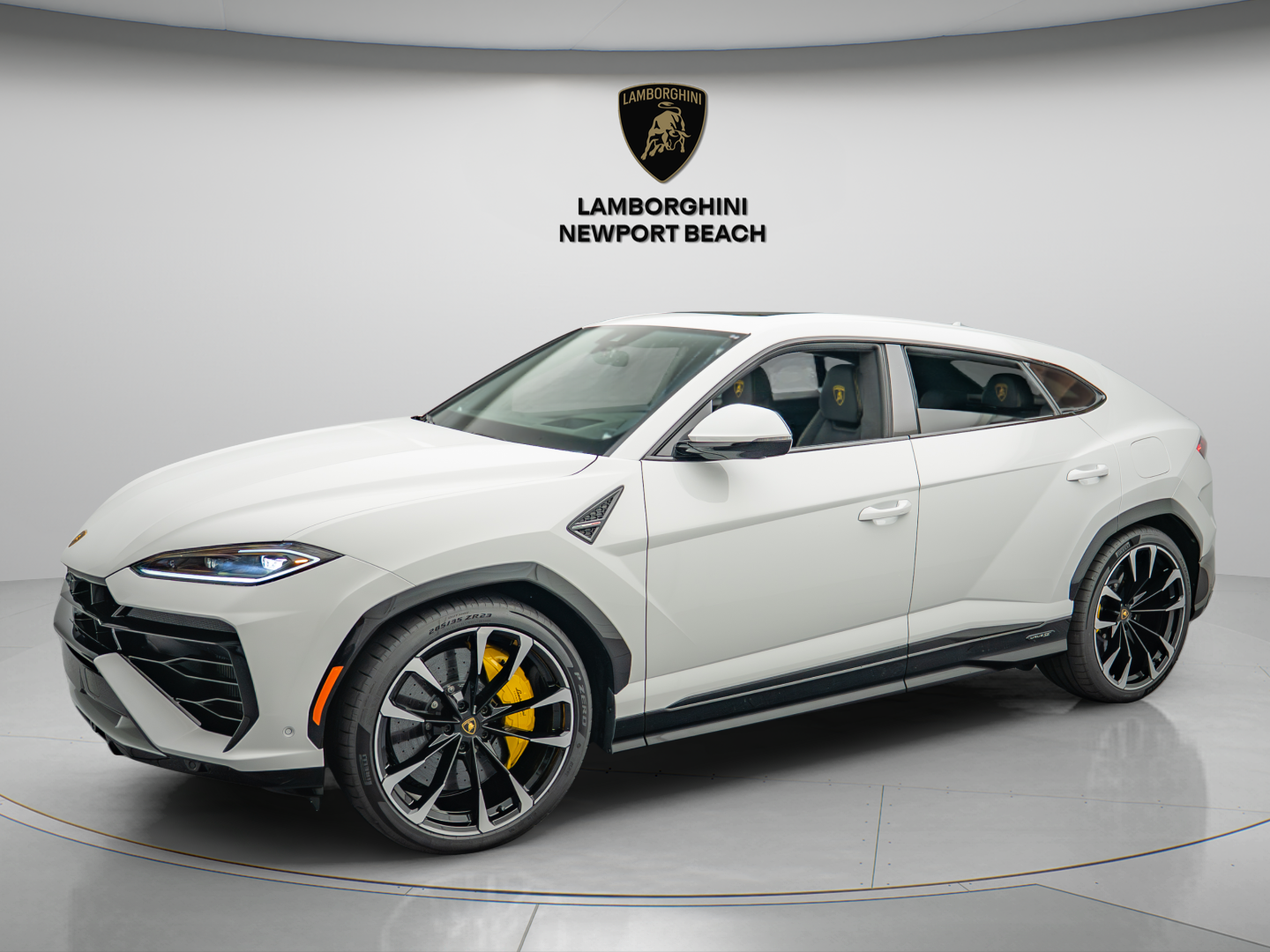 2025 Lamborghini Urus SE