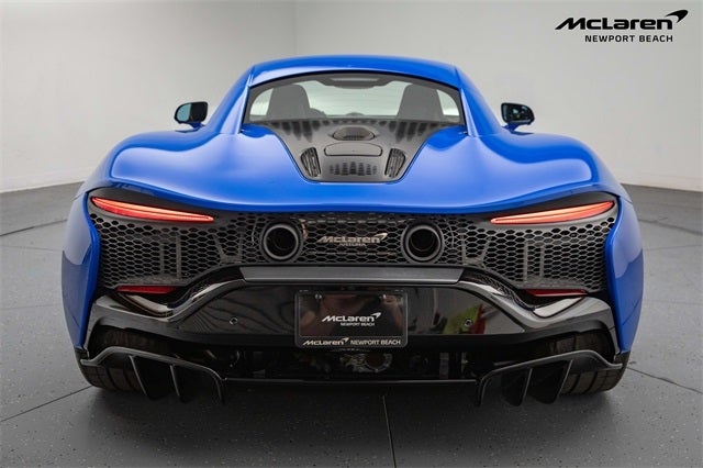 2025 McLaren Artura Performance