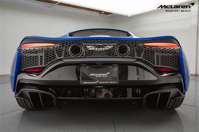 2025 McLaren Artura Performance