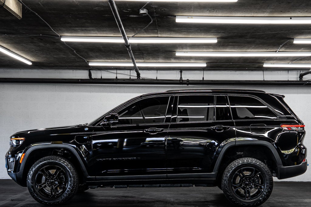 2023 Jeep Grand Cherokee Trailhawk 4xe