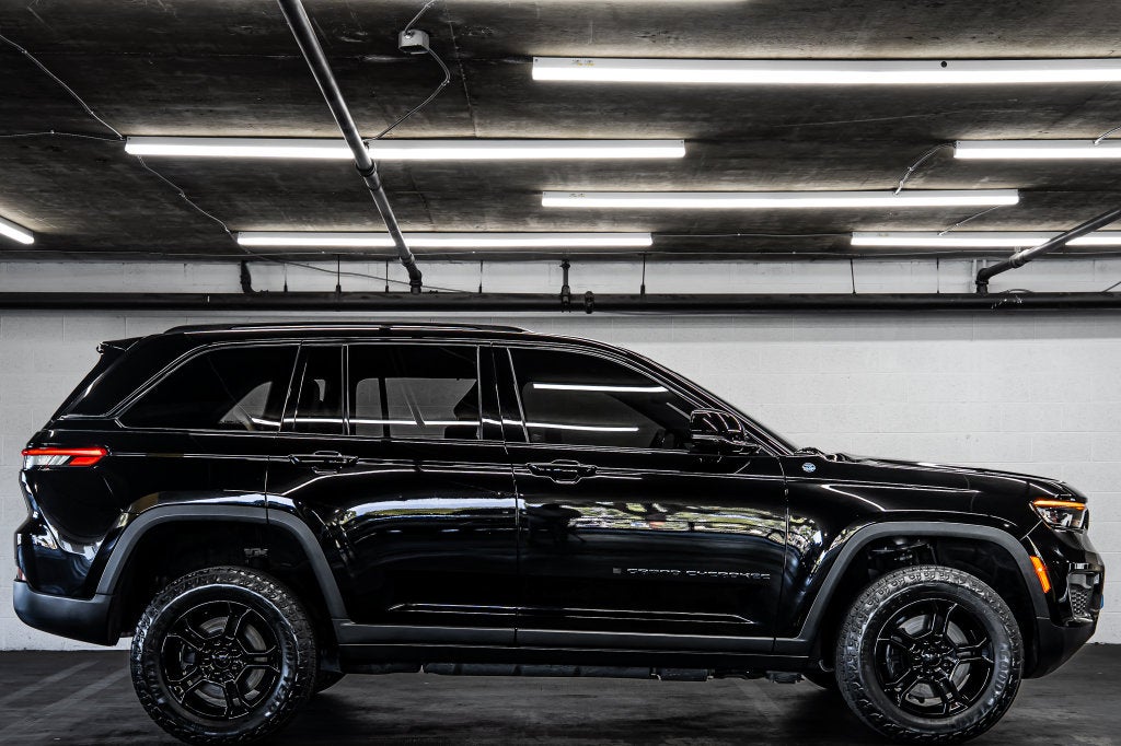 2023 Jeep Grand Cherokee Trailhawk 4xe