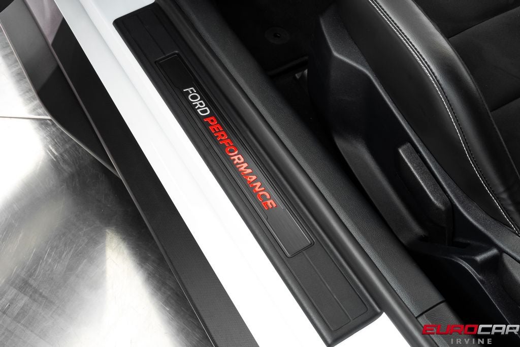 2021 Ford Mustang Shelby GT500 *CARBON FIBER WHEELS * TECH PACK*