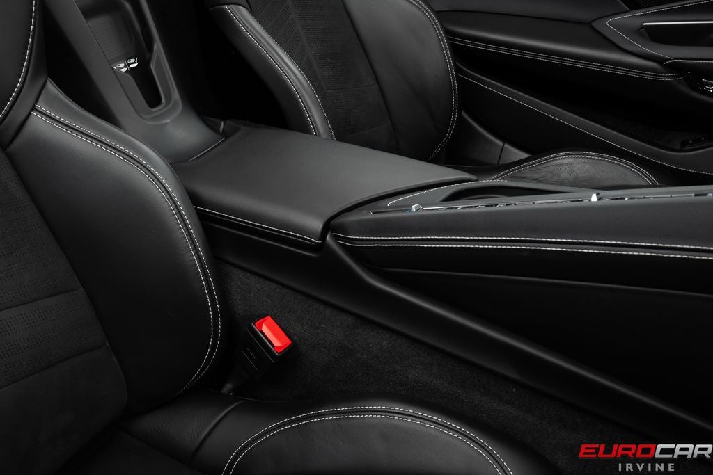 2025 Chevrolet Corvette Stingray 2LT *GT2 BUCKET SEATS * FRONT LIFT*
