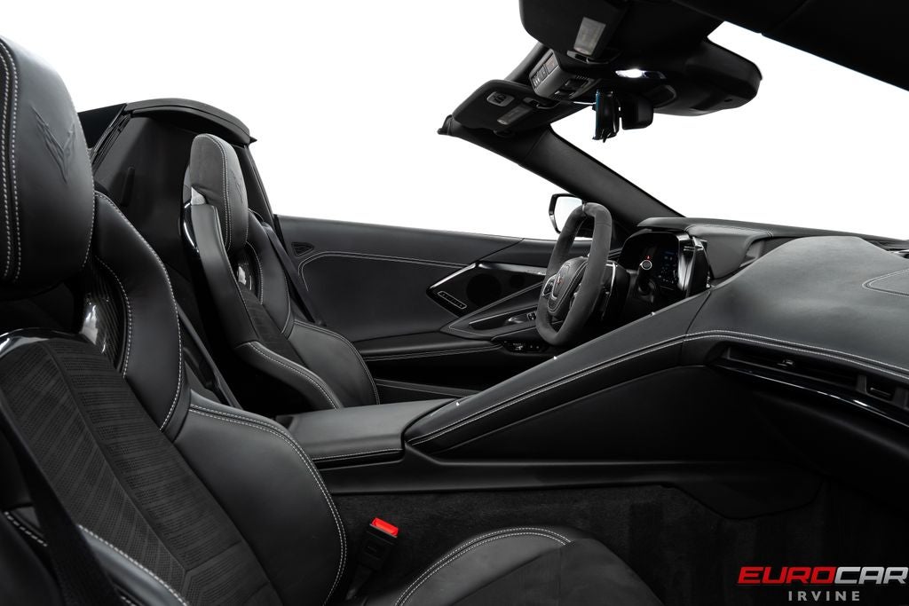 2025 Chevrolet Corvette Stingray 2LT *GT2 BUCKET SEATS * FRONT LIFT*