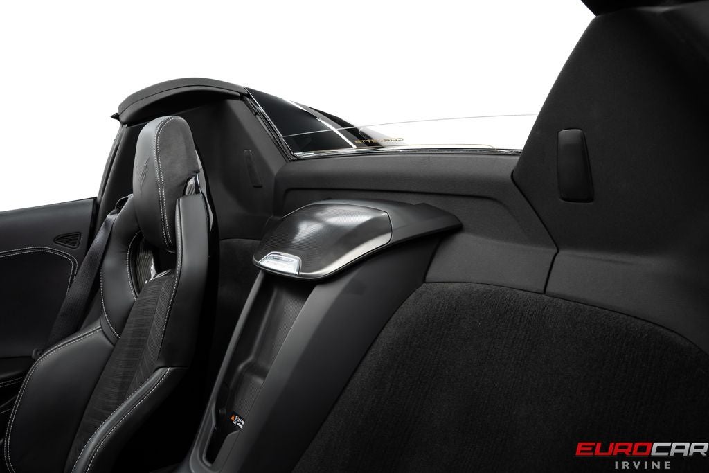 2025 Chevrolet Corvette Stingray 2LT *GT2 BUCKET SEATS * FRONT LIFT*
