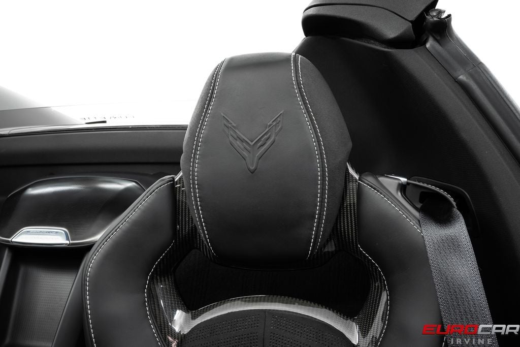 2025 Chevrolet Corvette Stingray 2LT *GT2 BUCKET SEATS * FRONT LIFT*