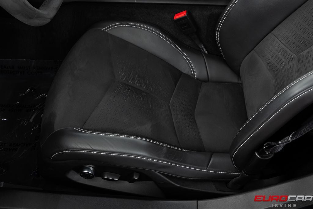 2025 Chevrolet Corvette Stingray 2LT *GT2 BUCKET SEATS * FRONT LIFT*