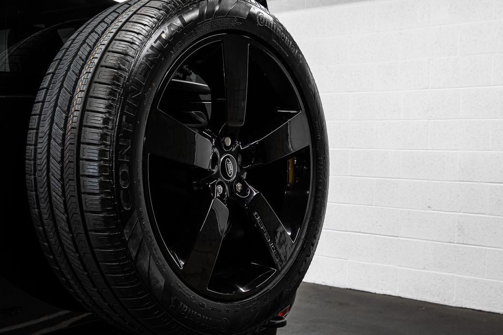 2023 Land Rover Defender 110 X *PANORAMIC SUNROOF*