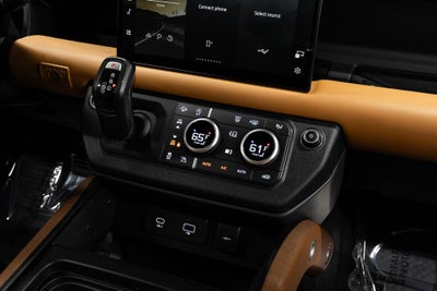 2023 Land Rover Defender 110 X *PANORAMIC SUNROOF*