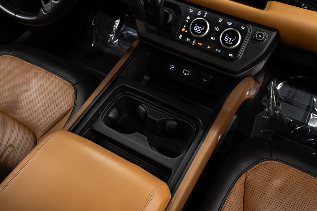 2023 Land Rover Defender 110 X *PANORAMIC SUNROOF*