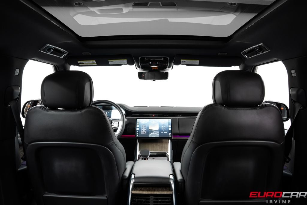 2025 Land Rover Range Rover SE LWB *7-SEATER * PANORAMIC ROOF*