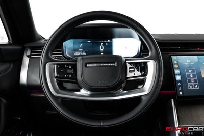 2025 Land Rover Range Rover SE LWB *7-SEATER * PANORAMIC ROOF*