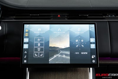 2025 Land Rover Range Rover SE LWB *7-SEATER * PANORAMIC ROOF*