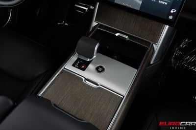 2025 Land Rover Range Rover SE LWB *7-SEATER * PANORAMIC ROOF*