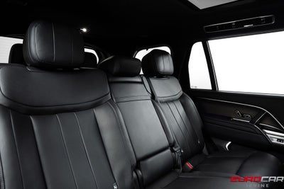 2025 Land Rover Range Rover SE LWB *7-SEATER * PANORAMIC ROOF*