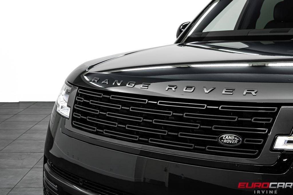 2025 Land Rover Range Rover SE LWB *7-SEATER * PANORAMIC ROOF*