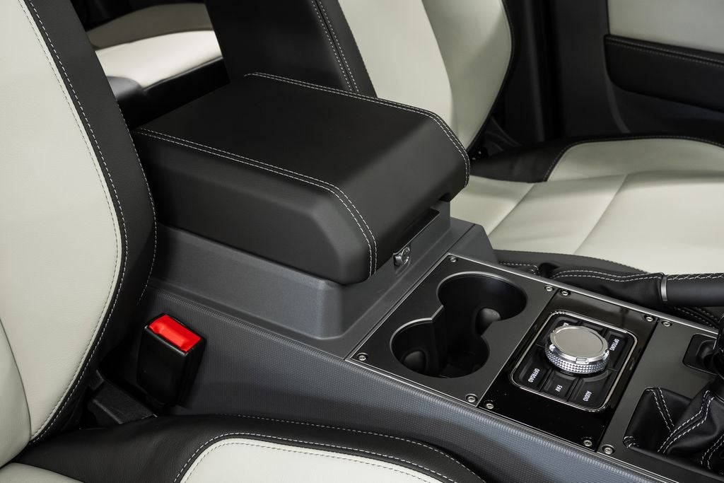 2025 INEOS Grenadier Fieldmaster Edition