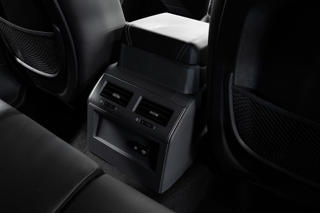 2026 INEOS Grenadier Base